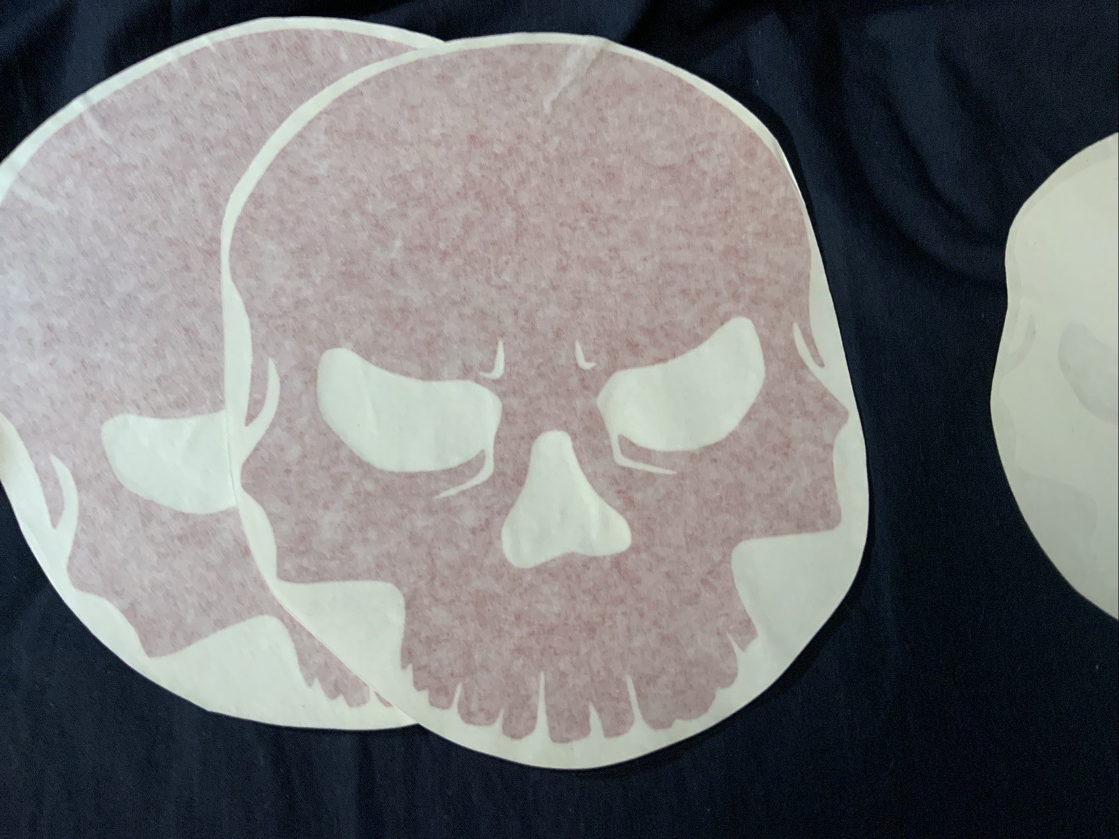 4 Vinyl Decal Skull Stickers 2 Lg Red 2 Sm White