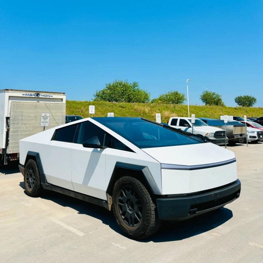 Cybertruck PreCut Kit PPF Paint Protection Film Wrap Color Change Satin White